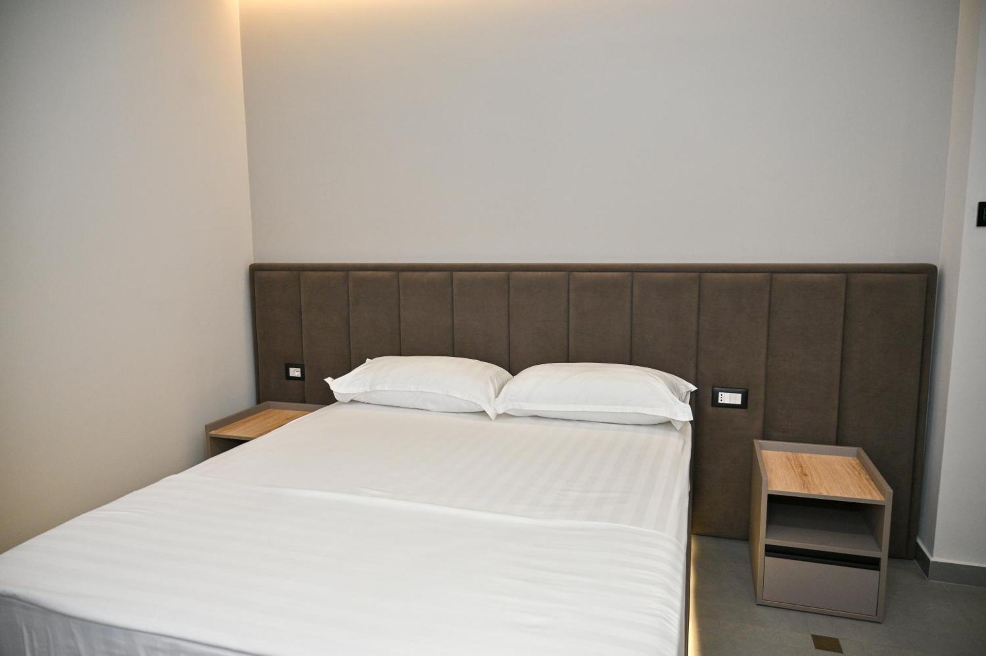 Hotel Vila Emes Durrës Zimmer foto